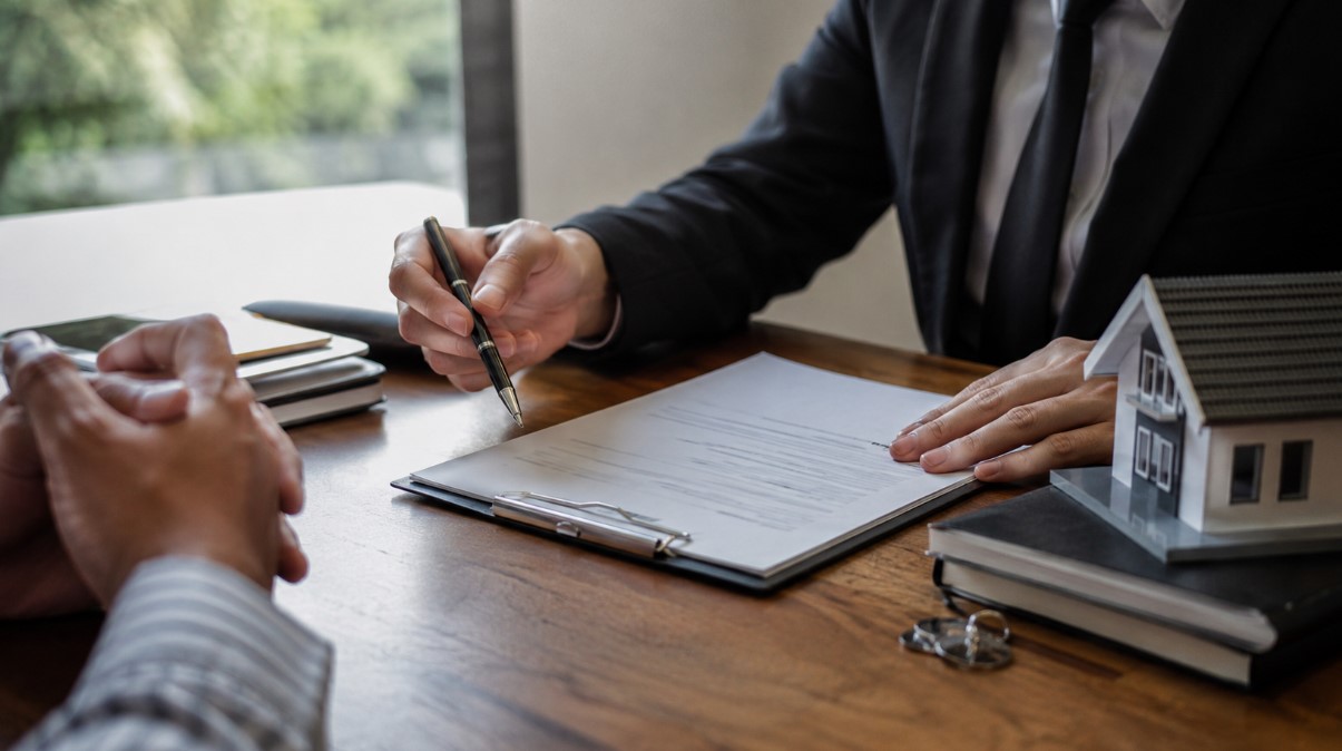 Distrato de Imóvel: Quanto a Construtora Pode Reter e Quais São os Direitos do Comprador em 2026 - Advocacia Ambrosio | Soluções Jurídicas – Família, Civil, Trabalhista, Penal e Previdenciário